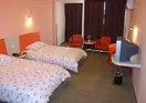 Motel168 Yibin FaZhan Road Inn