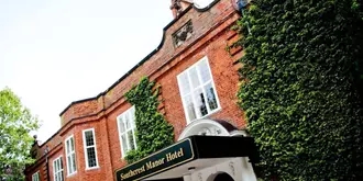 The Southcrest Manor hotel