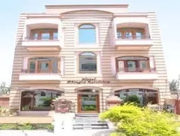 Hotel Dhingra Residency