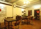 Luang Poj Boutique Hostel