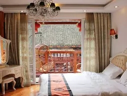 Bamboo House Hotel