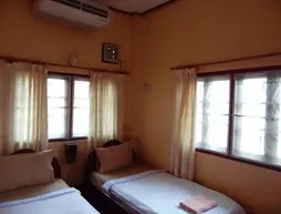 Khamphone Guesthouse