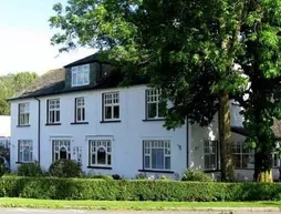 Meadowcroft Guest House