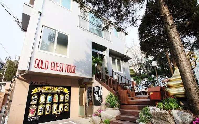 Gold Guesthouse