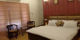 Hotel Aashyana