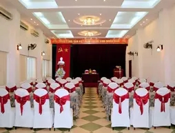 Vuong Hoan Hotel