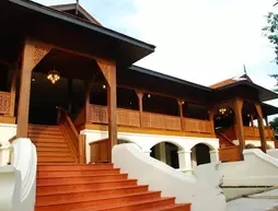 Khumkhunwang Resort