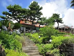 Jeju Haenuri Jungmun Guesthouse