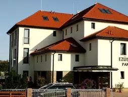 Ezüsthid Hotel