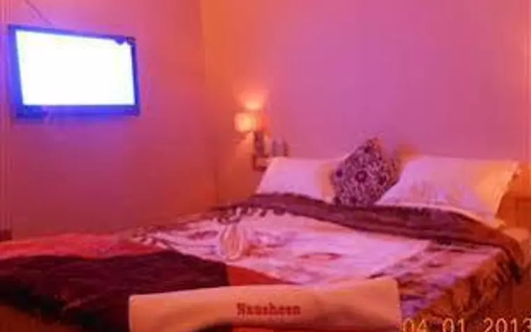 Nausheen Guest House