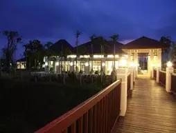 Thanatthicha Buri Lake Resort & Spa