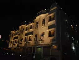 Hotel Crown Jaipur