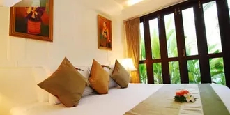 Baan Amphawa Resort and Spa