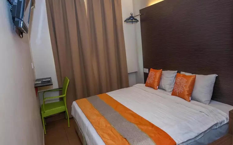 OYO Rooms Center Point Mall