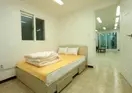 J-Honor Guesthouse