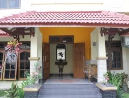 Omah Waris Family Guest House