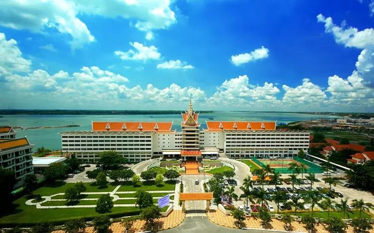 Hotel Cambodiana