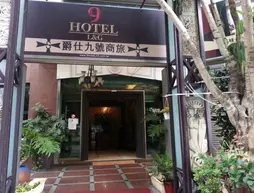 Hotel 9