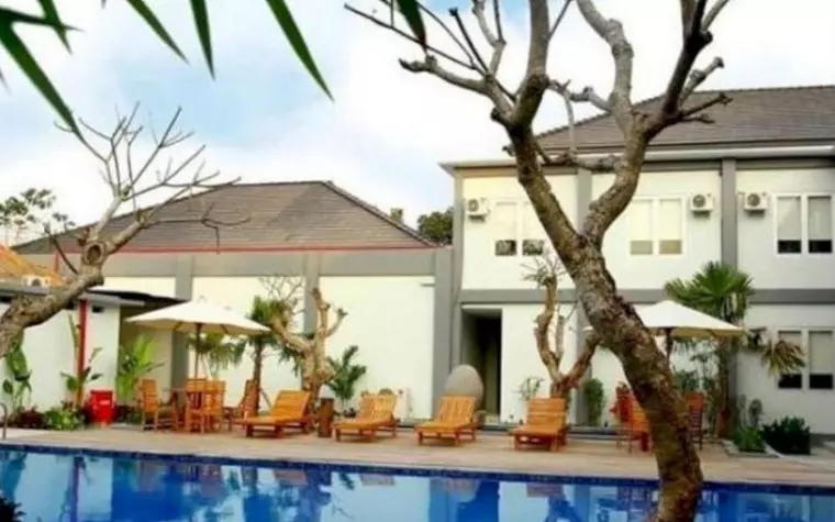 Grandroyal Bandara International Lombok BIL Hotel