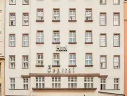 Central Hotel Prague