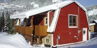 Red Barn Lodge