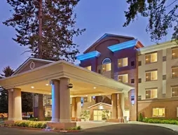 Holiday Inn Express Hotel & Suites Lacey