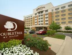 DoubleTree by Hilton Dulles Airport-Sterling