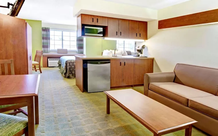 Microtel Inn & Suites by Wyndham Airport North