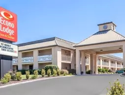 Econo Lodge Inn & Suites East Knoxville