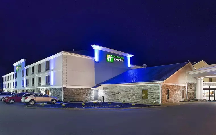 HOLIDAY INN EXPRESS BEREA