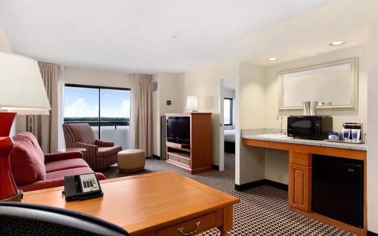 Hilton Suites Chicago/Oakbrook Terrace