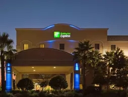 Holiday Inn Express Hotel & Suites Clearwater US 19 North