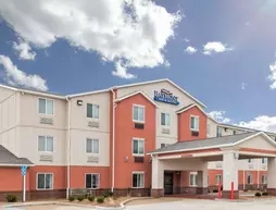 Baymont Inn and Suites Fulton