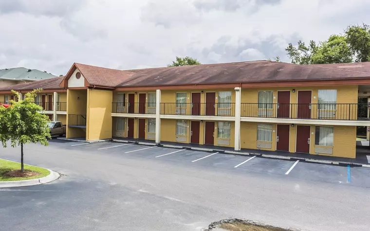 Econo Lodge North Charleston