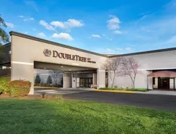 DoubleTree by Hilton Lawrence