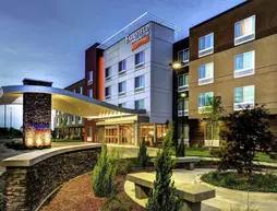 Fairfield Inn and Suites Lansing at Eastwood