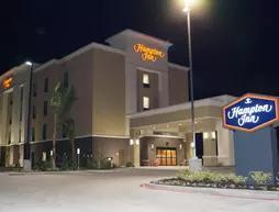 Hampton Inn Kenedy