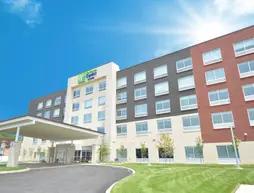 HOLIDAY INN EXPRESS & SUITES TOLEDO WEST