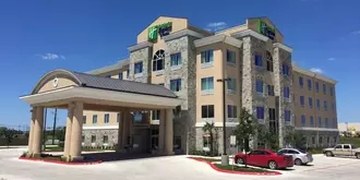 Holiday Inn Express & Suites San Antonio SE - Military Dr