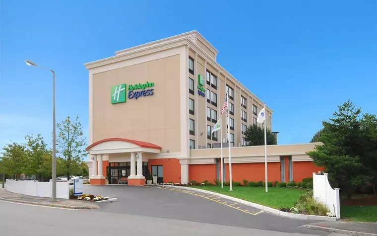 Holiday Inn Express Boston