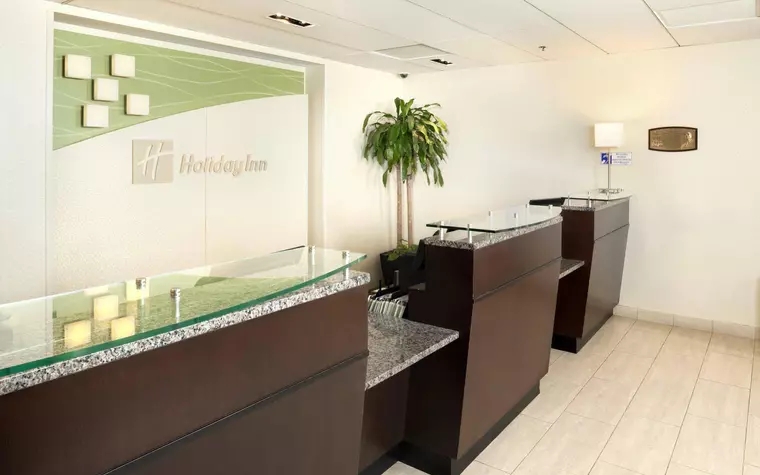 Holiday Inn Newark Airport