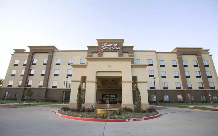 Hampton Inn & Suites Dallas-DeSoto