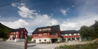 Dragsvik Fjordhotel