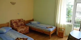 Kazlarov Guest House