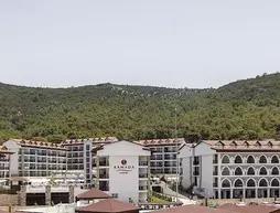 Ramada Resort Akbuk