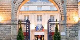 Le Louis Chateau Mgallery By Sofitel
