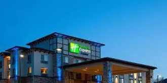 Holiday Inn Express and Suites Frazier Park