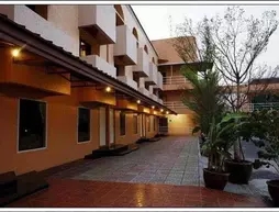 Ratchada Resort and Spa Hotel