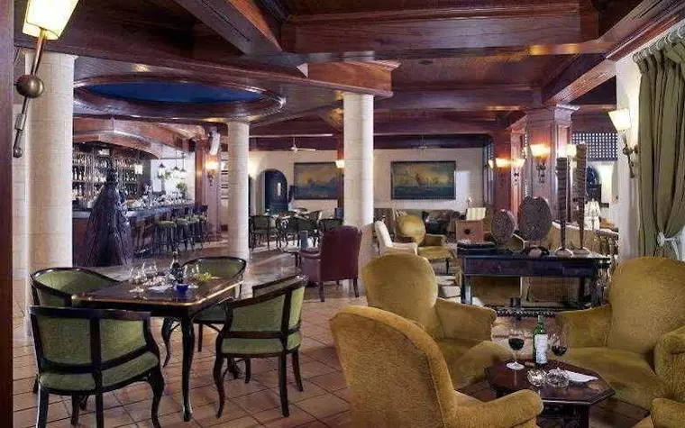 Pine Cliffs Hotel, A Luxury Collection Resort