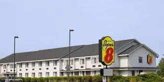 Super 8 Motel - Westbrook/Portland Area